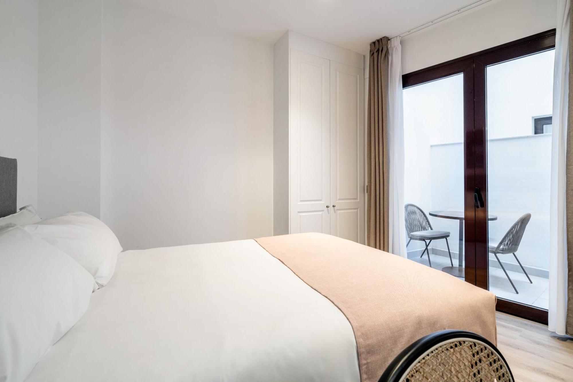 Limehome Malaga Calle Victoria 部屋 写真