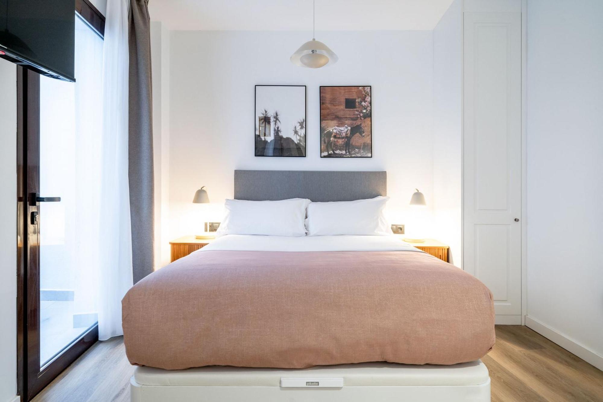 Limehome Malaga Calle Victoria 部屋 写真