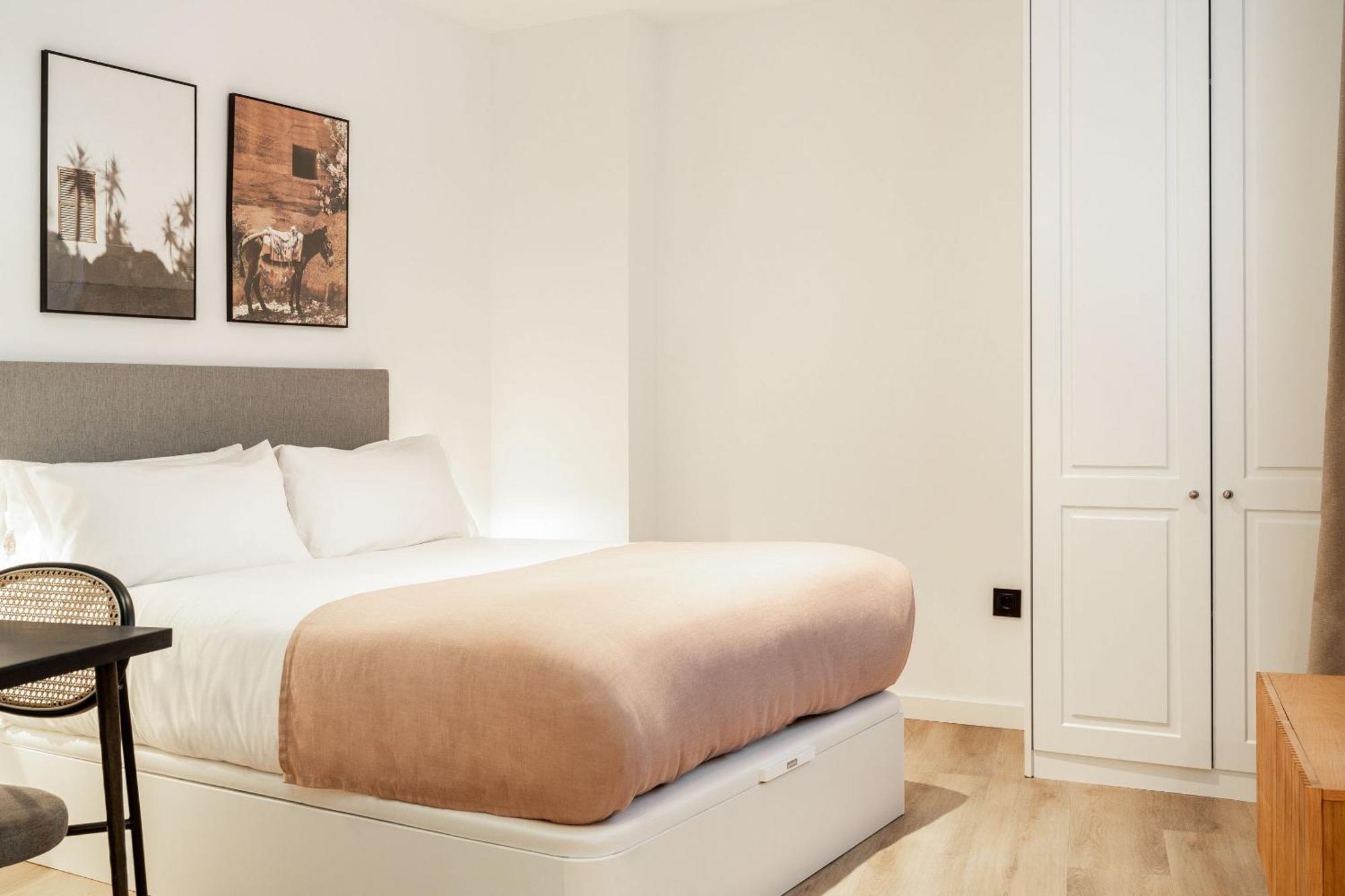 Limehome Malaga Calle Victoria 部屋 写真