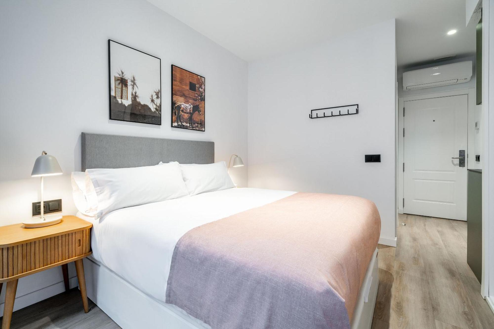 Limehome Malaga Calle Victoria 部屋 写真