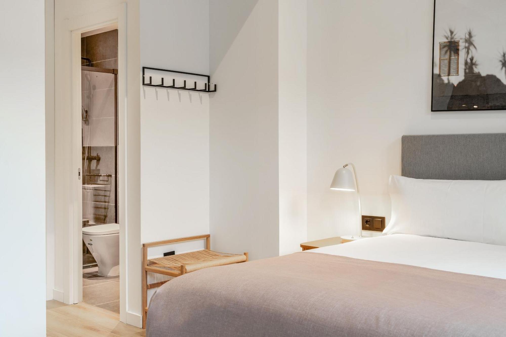 Limehome Malaga Calle Victoria 部屋 写真